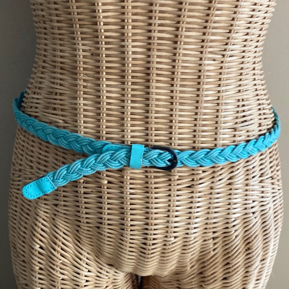 Belt‎ - Picture 1 of 4